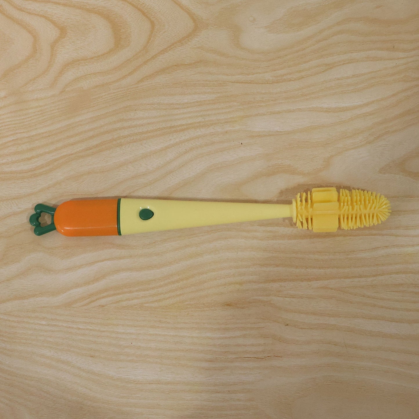 Wukusy 4-in-1 silicone bottle cleaning brush with long handle and nipple brush for thorough cleaning of bottles and nipples