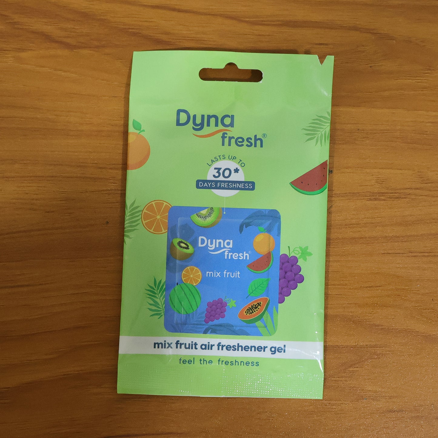 Wukusy Mix Fruit hanging air freshener gel in a 10g sachet, with colorful fruit design and hanging string for freshening spaces