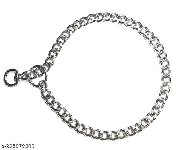 Multicolor 18-inch metal collar chain for dogs, designed by 15929, shown with a pet bed in the background.