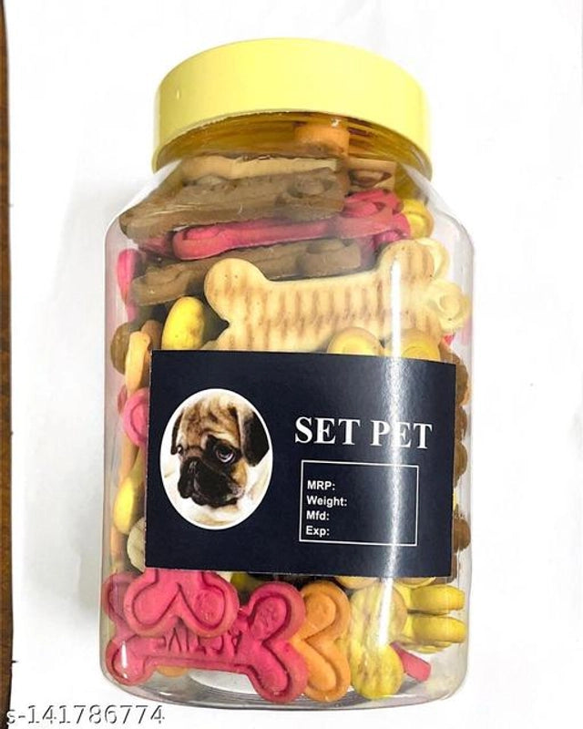 Image of 15929 brand pet bed with 500g bag of Milk Chicken Flavored Biscuits for dog, showing the biscuit packaging.