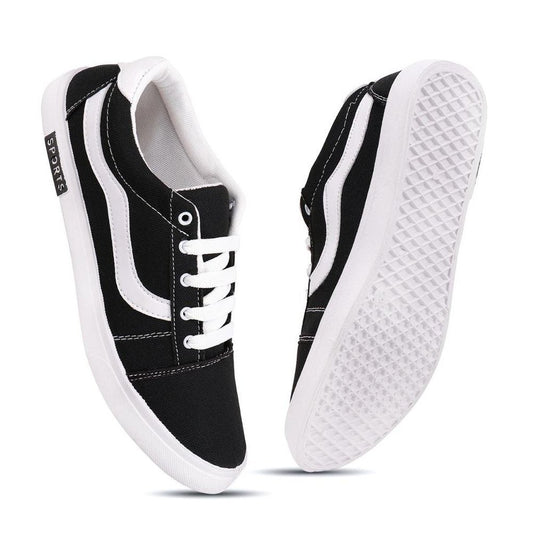 Men's casual shoes in black and white, size 6, with comfortable slip-on design by 18549.
