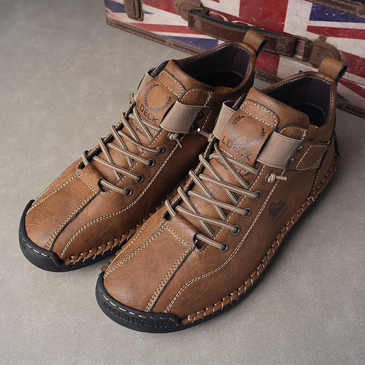 Brown men's casual boots from 18894, featuring leather uppers and sturdy soles for everyday wear.