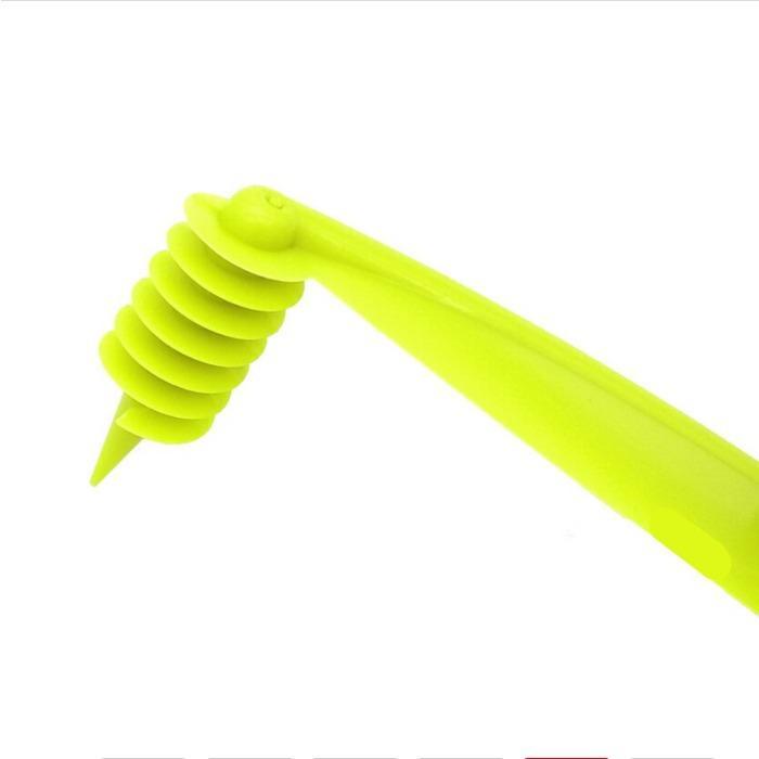 Wukusy 2013 kitchen plastic vegetables spiral cutter and slicer with spiral knife for creating spiral vegetable shapes.