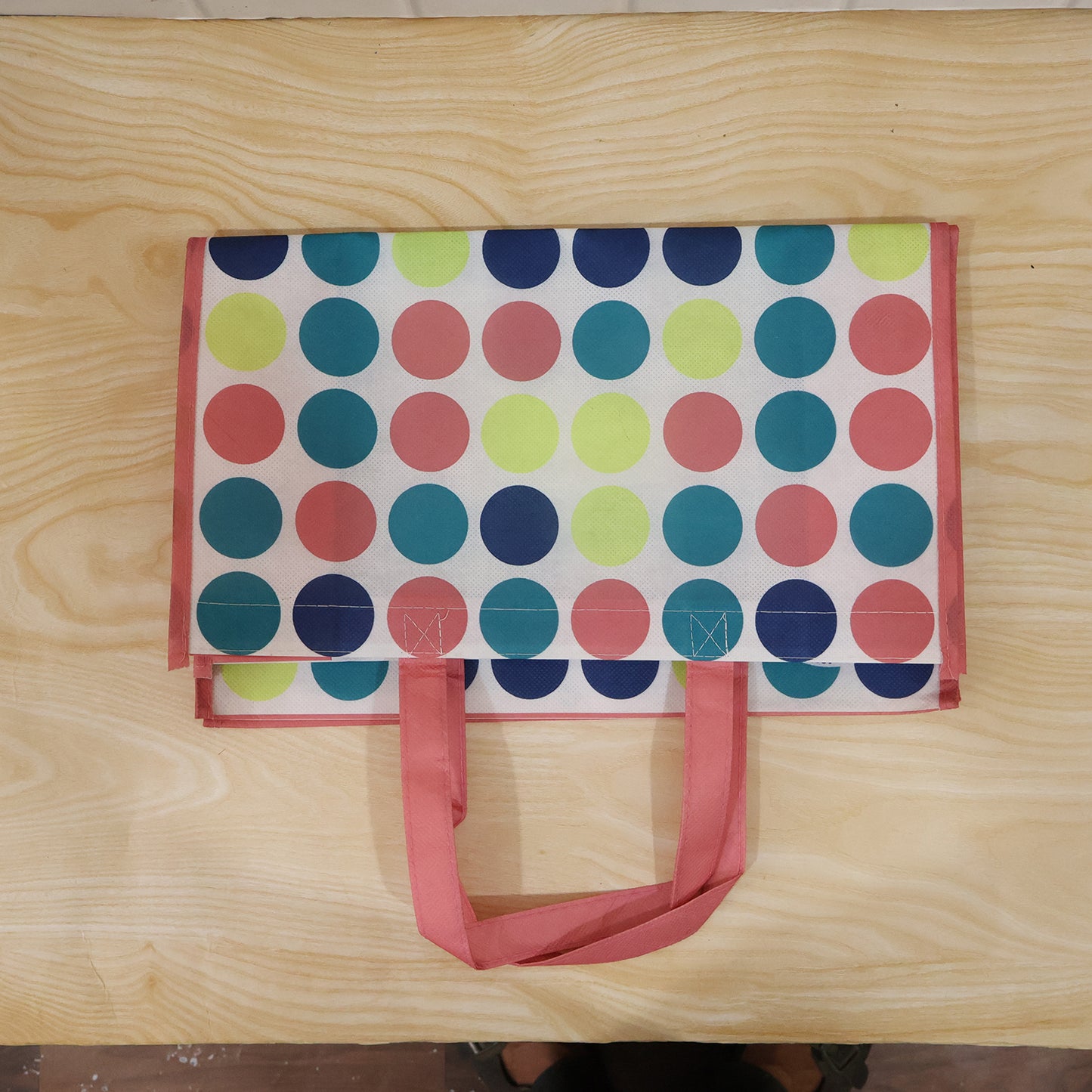 Large Wukusy printed carry hand bag with spacious 50x41 cm design, featuring colorful patterns for versatile use.