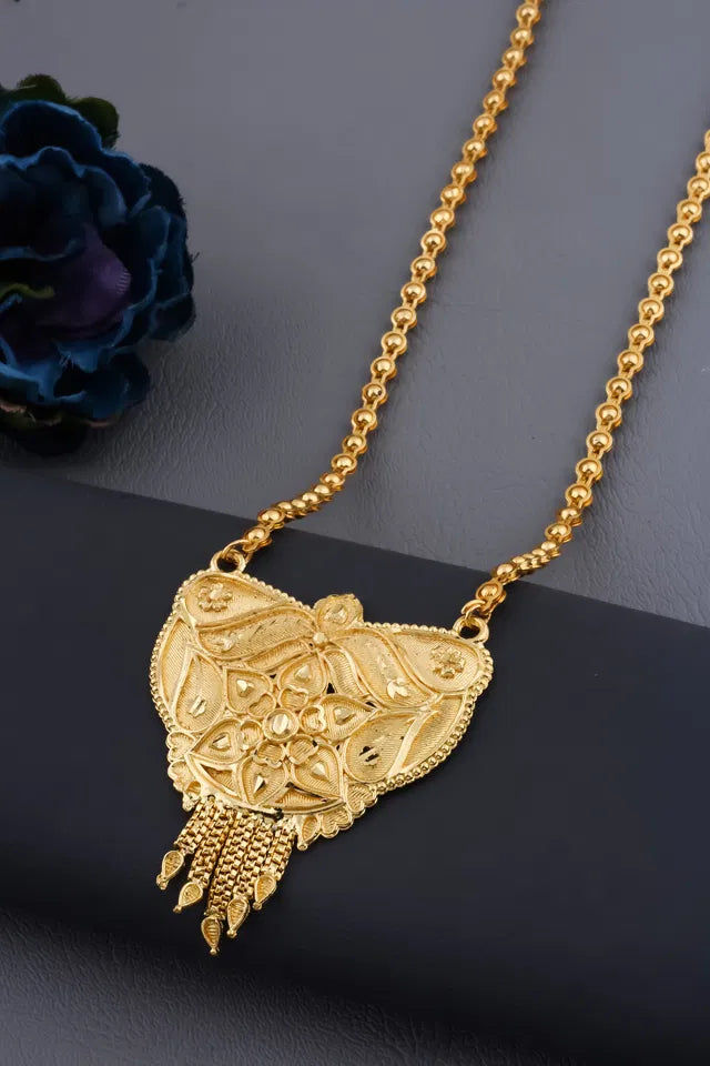 Traditional gold-plated Ki Mala design with Moti Chen Ladi for women, long Mangalsutra featuring intricate craftsmanship.