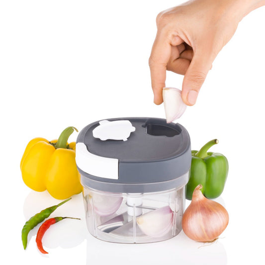 Wukusy 2-in-1 handy chopper and slicer kitchen tool with 600ml capacity, featuring a transparent container and stainless steel blades.