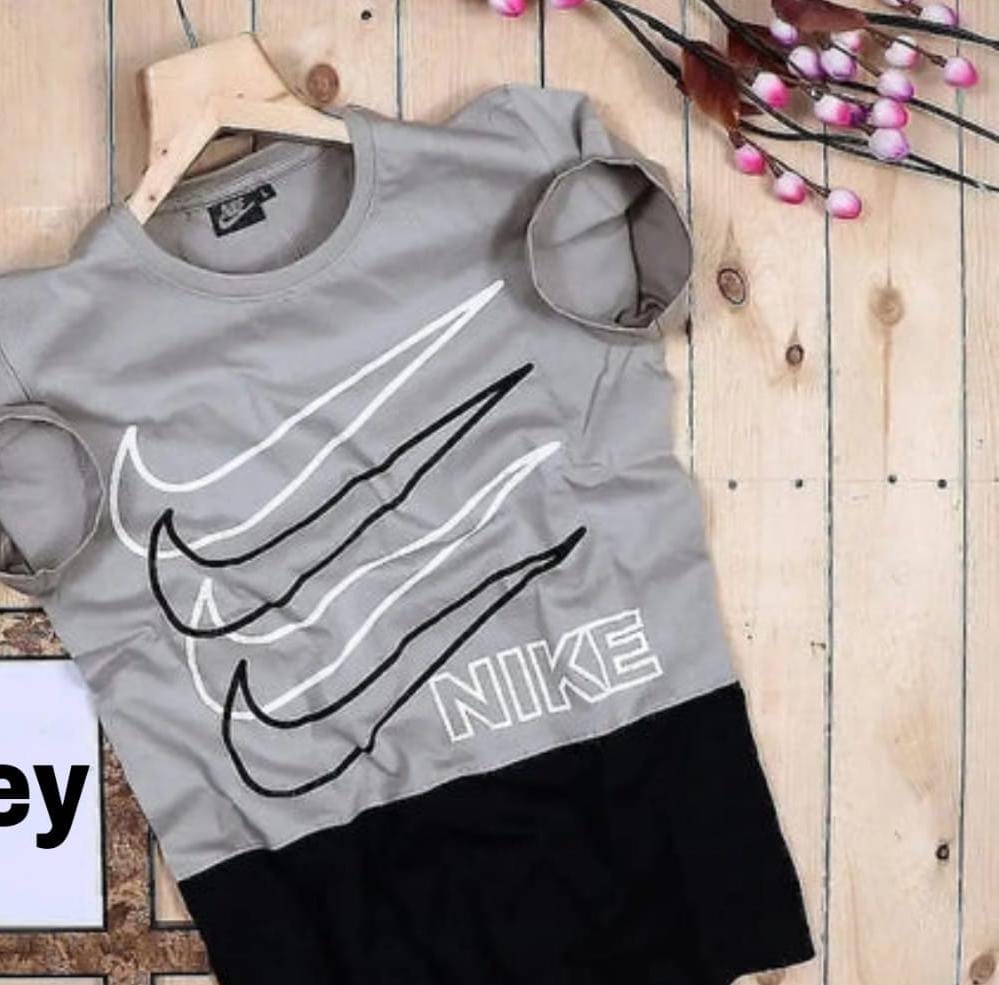 Men's Nike trending T-shirts in black and grey, size small, casual fit, made for comfortable everyday wear.
