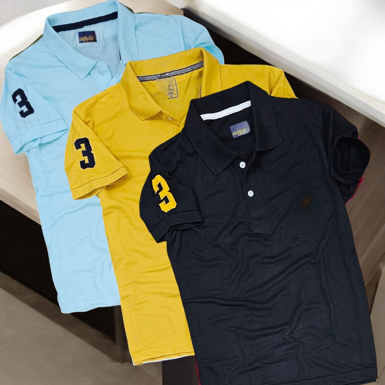 Set of three multicolor men's polo neck T-shirts by 8969, casual short-sleeve T-shirts in various colors, size M.