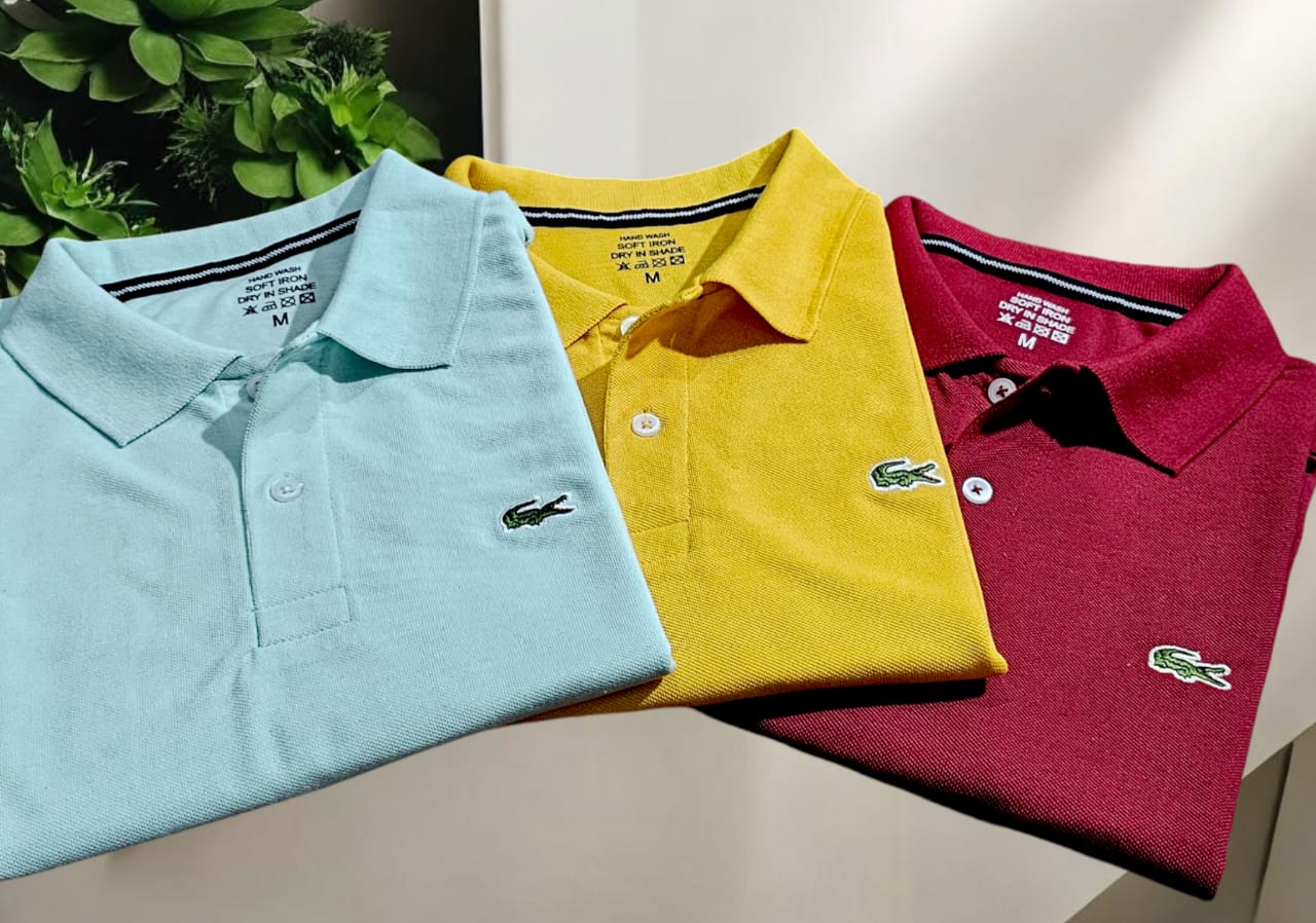 Pack of three multicolor men's polo neck T-shirts by 8969, casual men's T-shirts in various colors, size M.