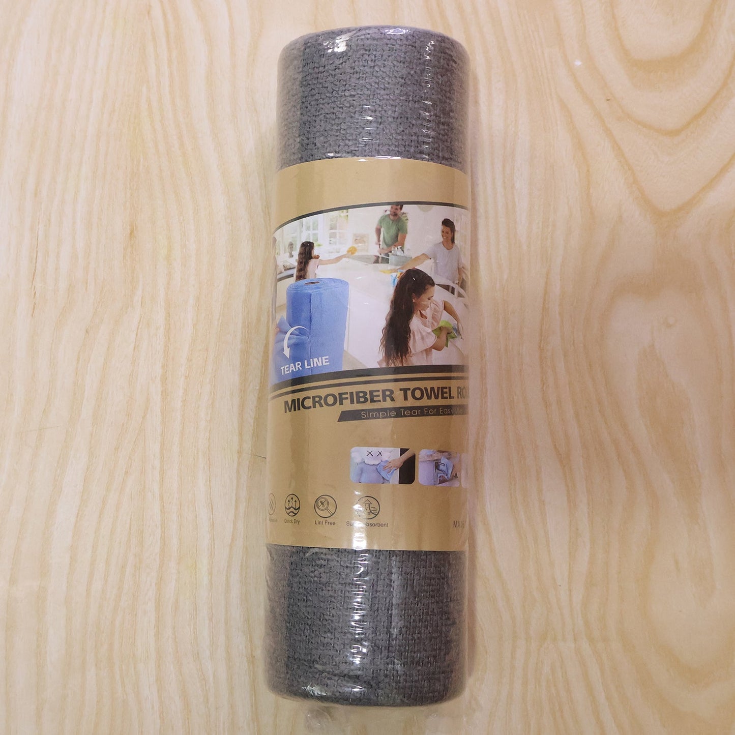Wukusy disposable microfiber cleaning cloth roll, reusable kitchen towel tear-off, with absorbent, soft fabric for kitchen cleaning tasks.