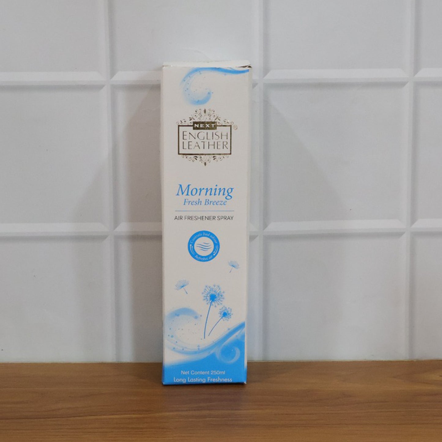Wukusy Morning Fresh Breeze air freshener spray in 250ml bottle, ideal for home and office use, with a refreshing scent.