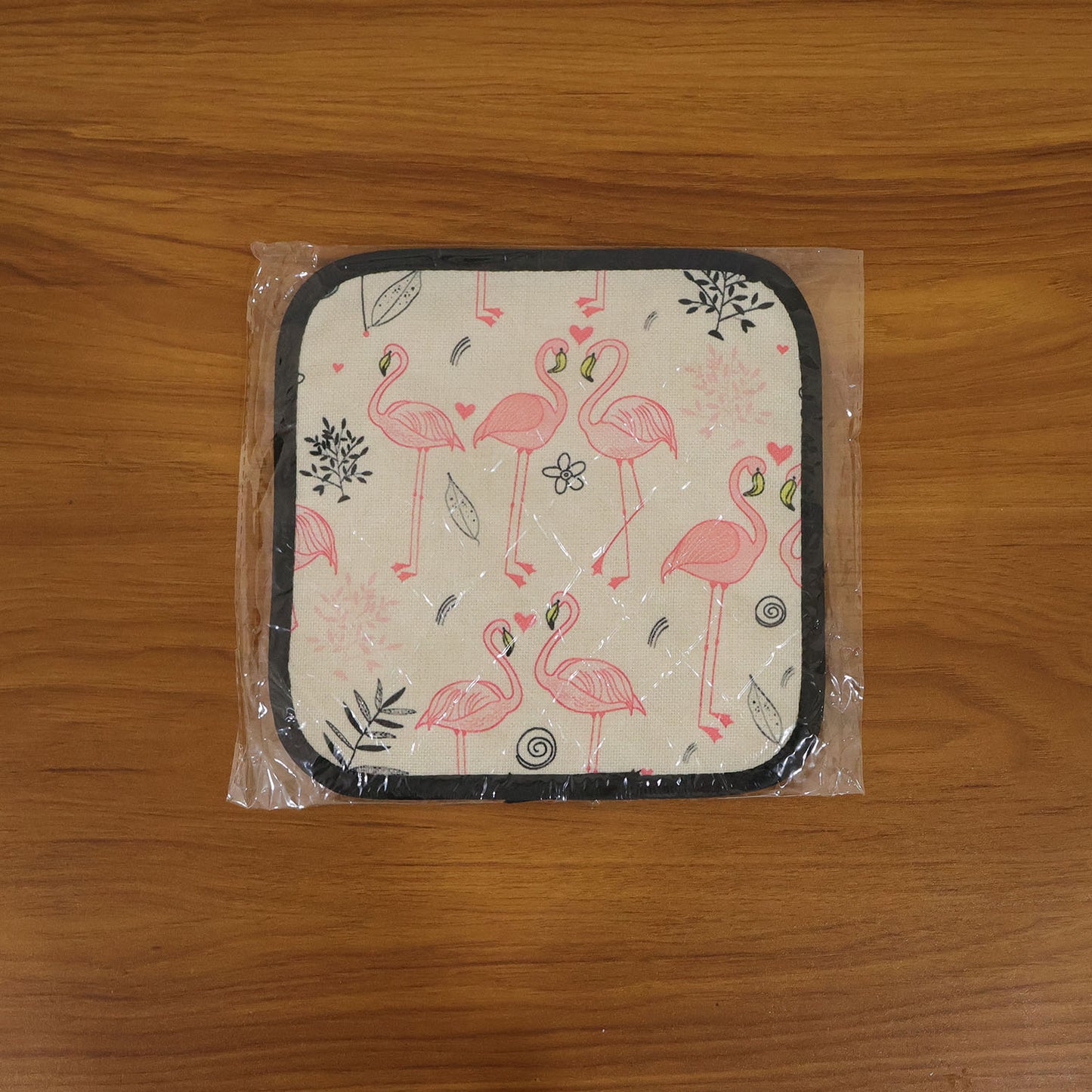 Wukusy printed kitchen pot holder heat-resistant mat with colorful geometric design, 20x20 cm for safe handling of hot cookware.