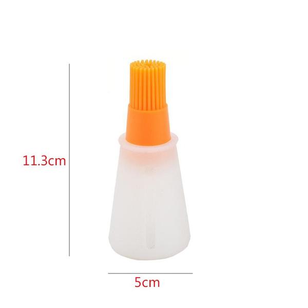 Wukusy 2434 silicone basting brush set for kitchen use, with pastry and cooking brushes shown in the image.