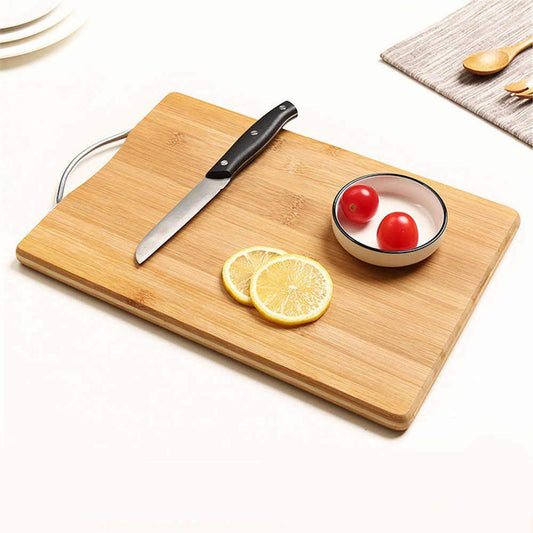 Wukusy wooden chopping and cutting board with anti-skid mat, ideal for kitchen food prep and chopping tasks.