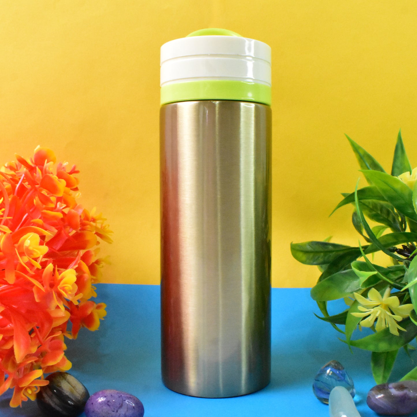 Wukusy stainless steel double wall water bottle, 300ml capacity, sleek design for home and kitchen use.