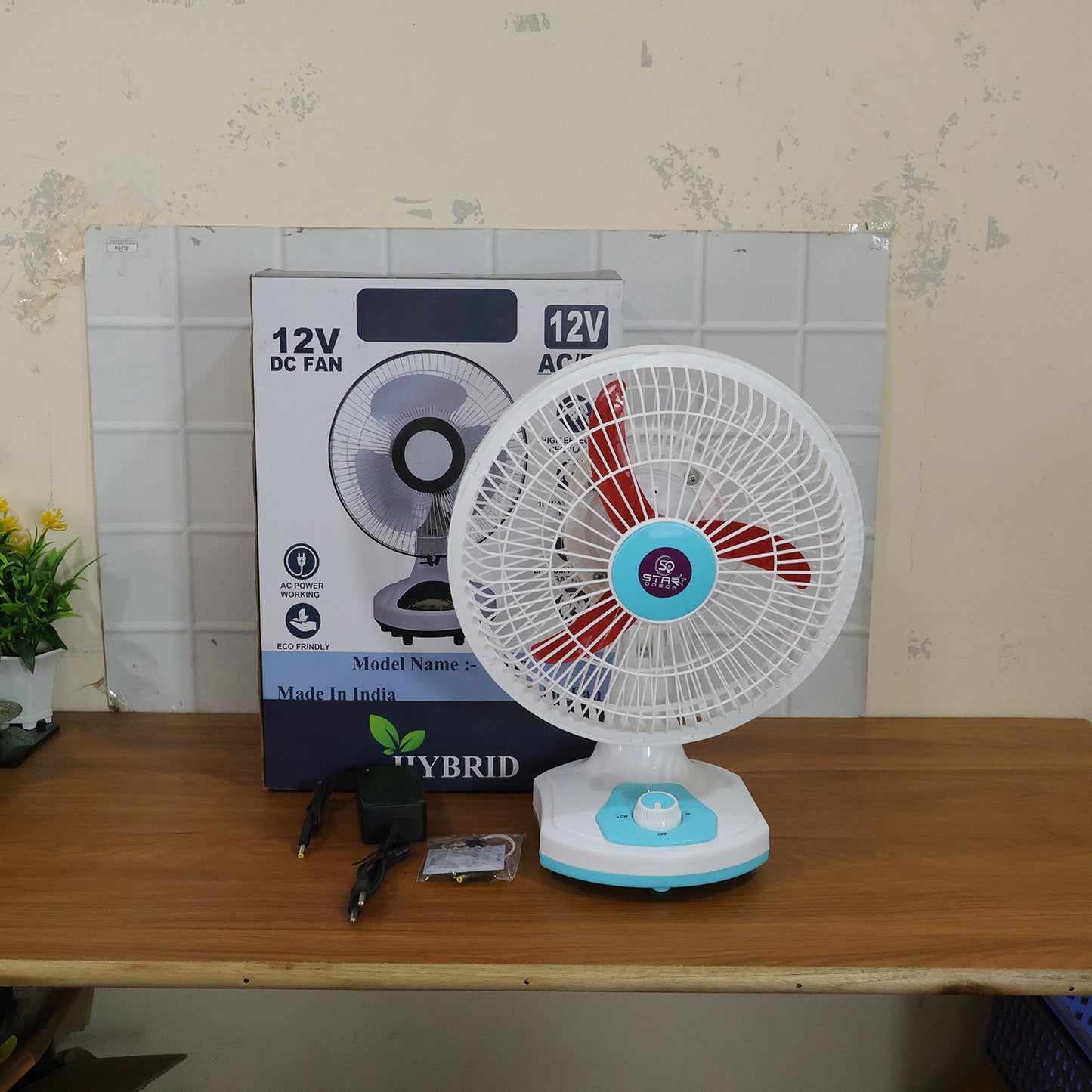 Wukusy Omega 12V rechargeable table fan with LED light, compact black fan with adjustable tilt and built-in LED illumination