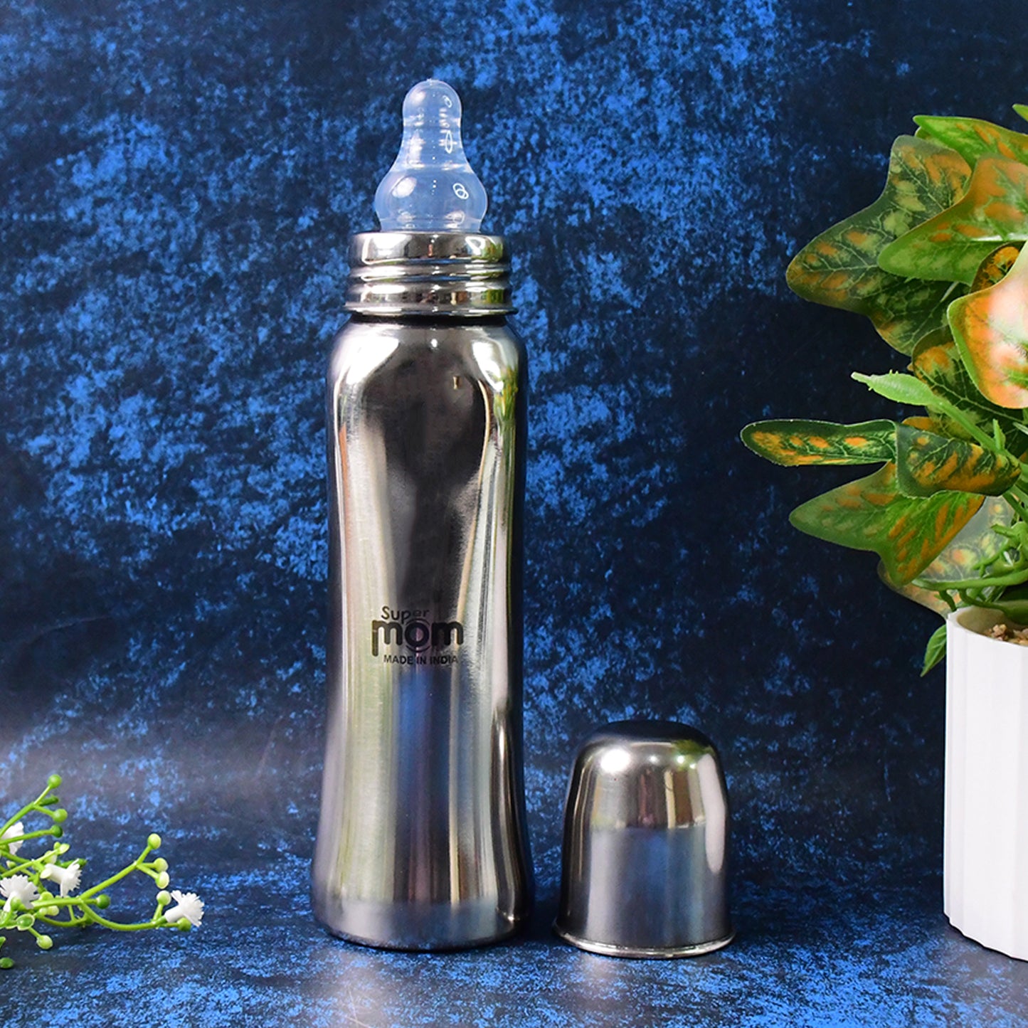Wukusy Supermom Lion stainless steel baby feeding bottle with 250ml capacity, designed for gentle feeding and durable baby care.
