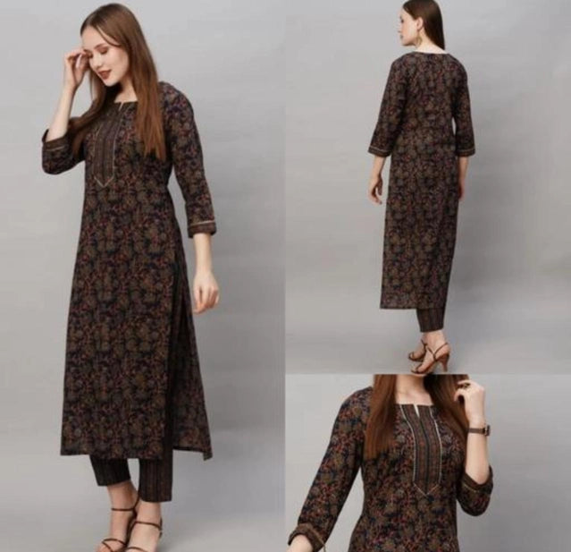Multicolor cotton blend printed kurti with matching pants for women, casual traditional wear, from brand 6246, size S.