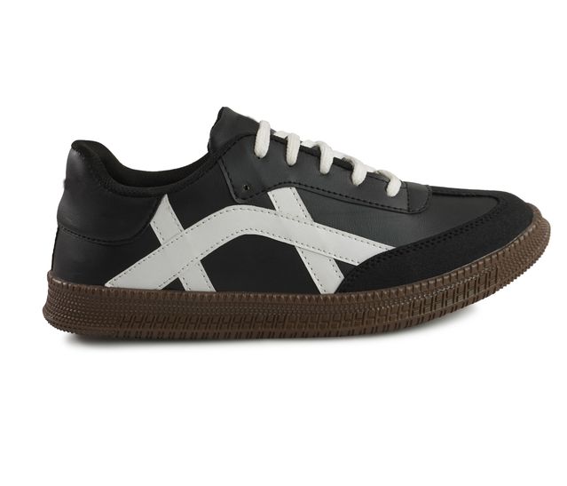 Men's casual running shoes by 1889, comfortable sports footwear for boys and men, featuring a stylish, casual design.