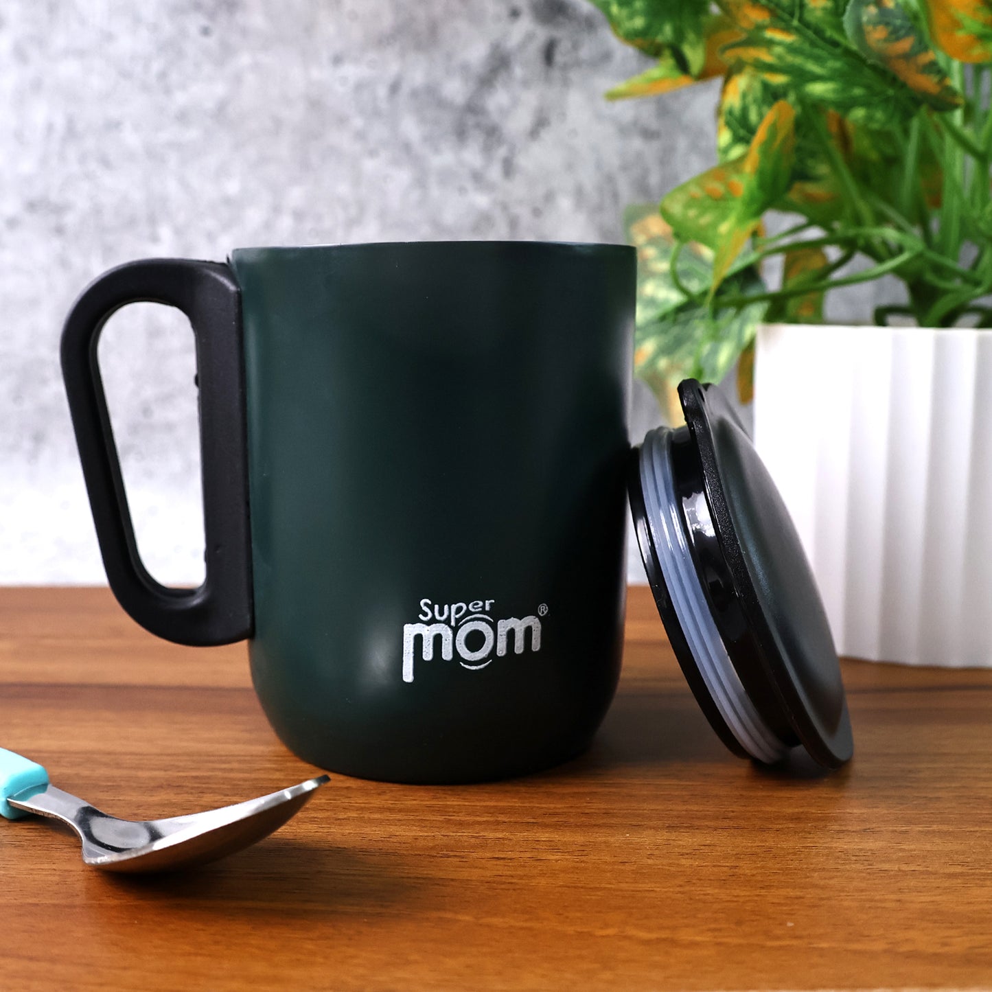 Wukusy Supermom metallic stainless steel insulated mug with lid, 300ml capacity, perfect for hot or cold beverages.