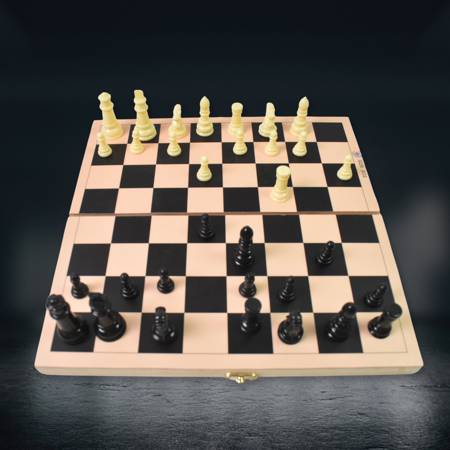 Wukusy folding wooden chess board set with 30x30cm size, featuring chess pieces on a polished wooden surface.