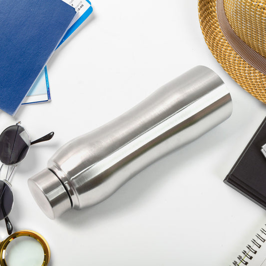 Wukusy stainless steel double wall vacuum-insulated water bottle, 1000ml, in silver, with a sleek, durable design for home and kitchen use.