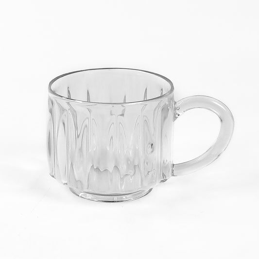 Six transparent plastic tea cups from Wukusy, unbreakable and lightweight, perfect for casual tea drinking or outdoor use.