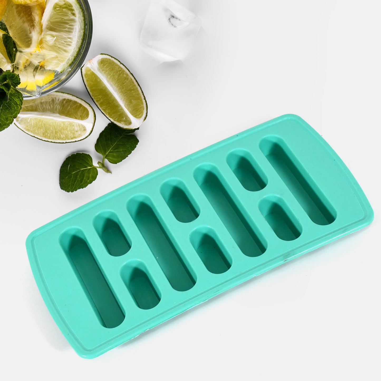 Wukusy 5612 fancy ice tray for household use, made of durable plastic, used for making ice cubes in kitchen and household settings.