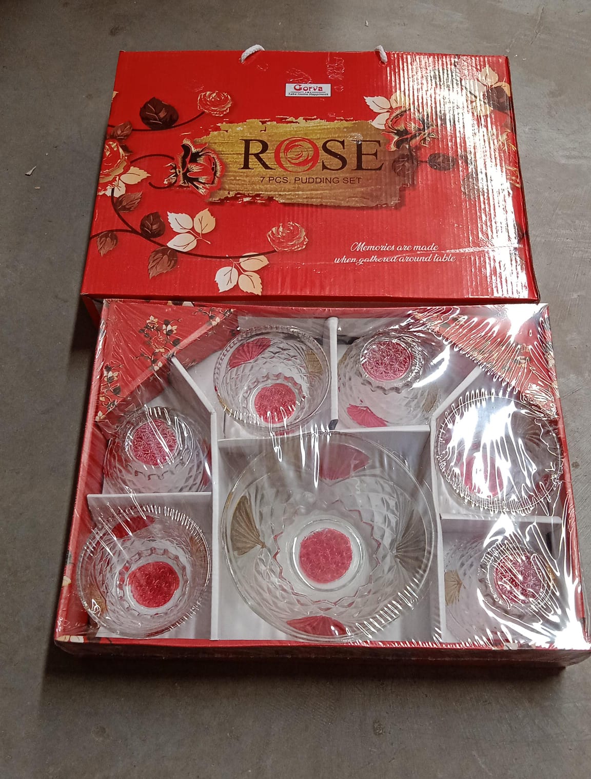Set of 7 Wukusy rose glass bowls including 6 medium and 1 large for desserts, snacks, fruit, pudding, or dips in home and kitchen use.