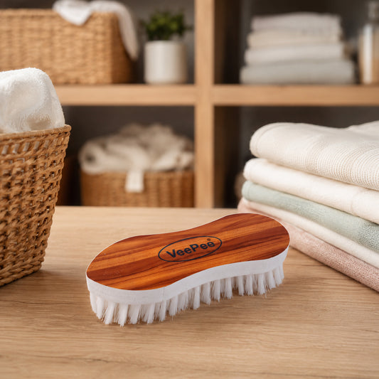 Wukusy Veepee ergonomic cloth washing brush with wooden handle and bristles for effective fabric cleaning.