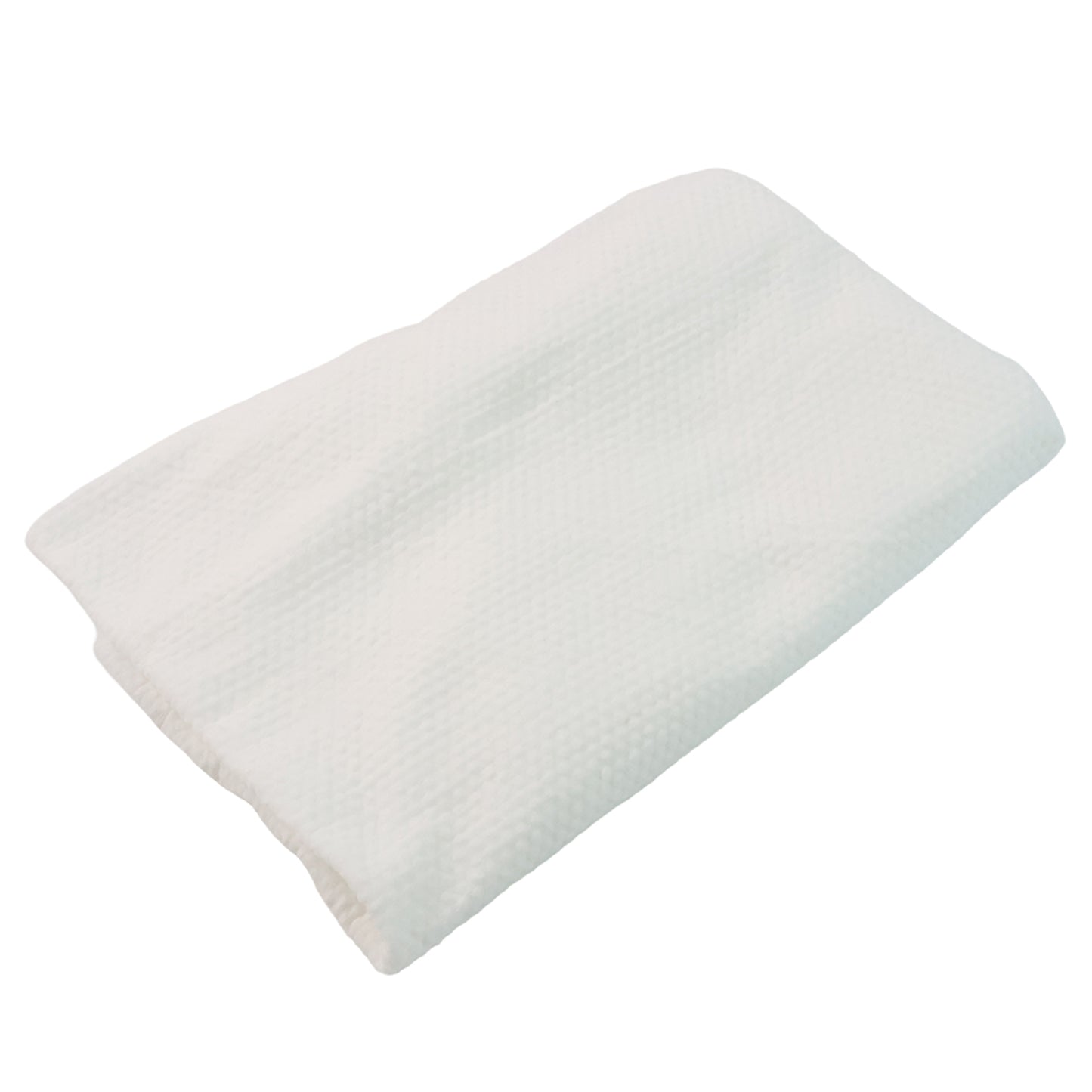 Wukusy compressed travel bath towel spread out showing soft, lightweight fabric measuring 70x10 cm for compact drying on the go.