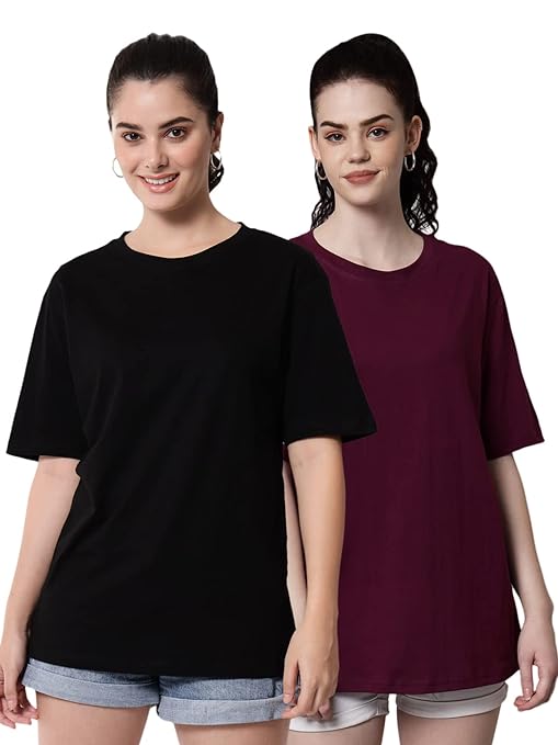 Two oversized women's cotton half-sleeve T-shirts in a set, featuring a relaxed fit and casual style from FIZZI SHOP.