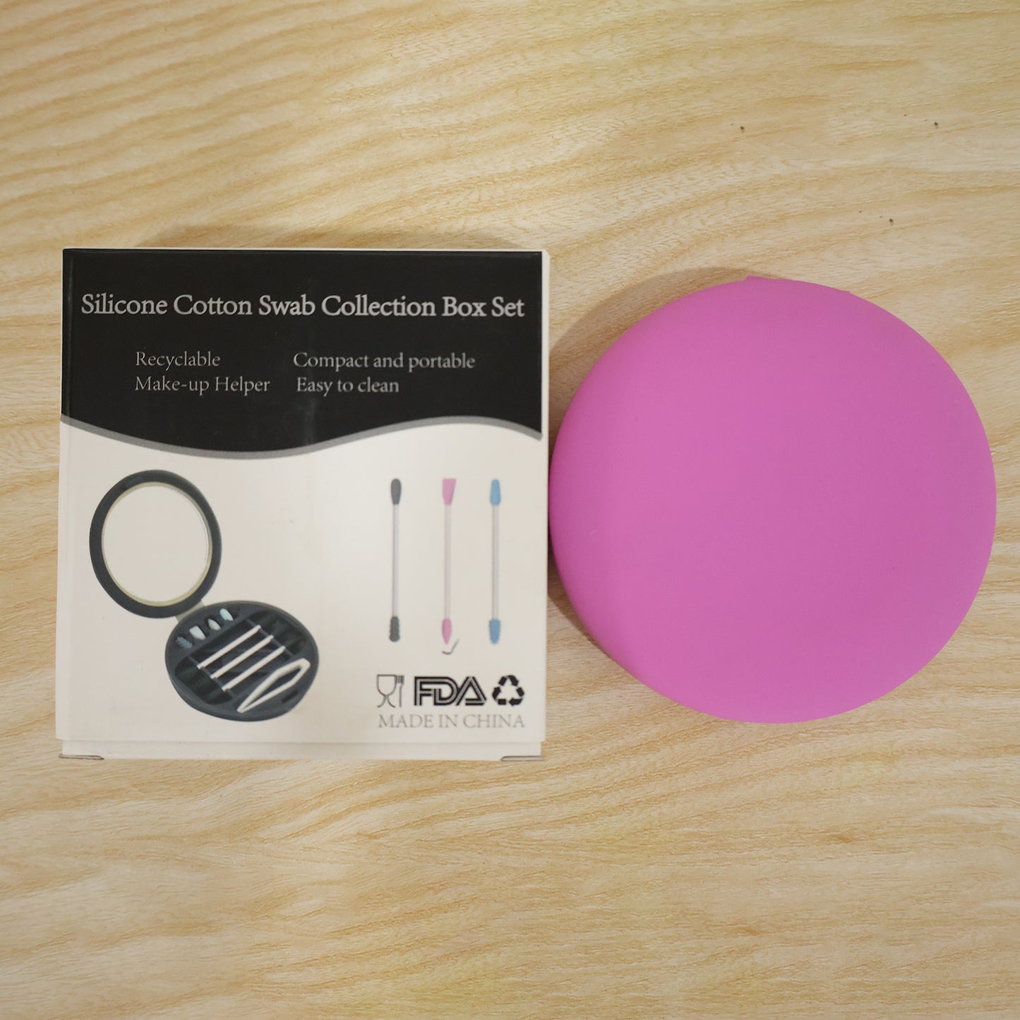 Reusable silicone cotton swab set with mirror case from Wukusy, washable ear buds, and compact storage, designed for eco-friendly ear cleaning.