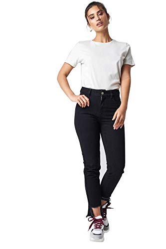 White cotton women’s T-shirt by Seasons, plain and comfortable, featuring a classic fit and short sleeves.