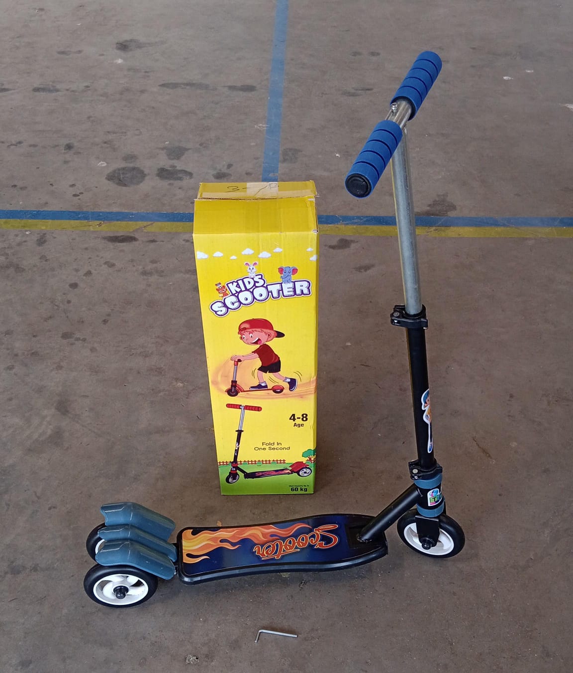 Wukusy basic kids ride-on leg push scooter with three wheels, foldable design, multicolor, and adjustable height for ages 4-8.