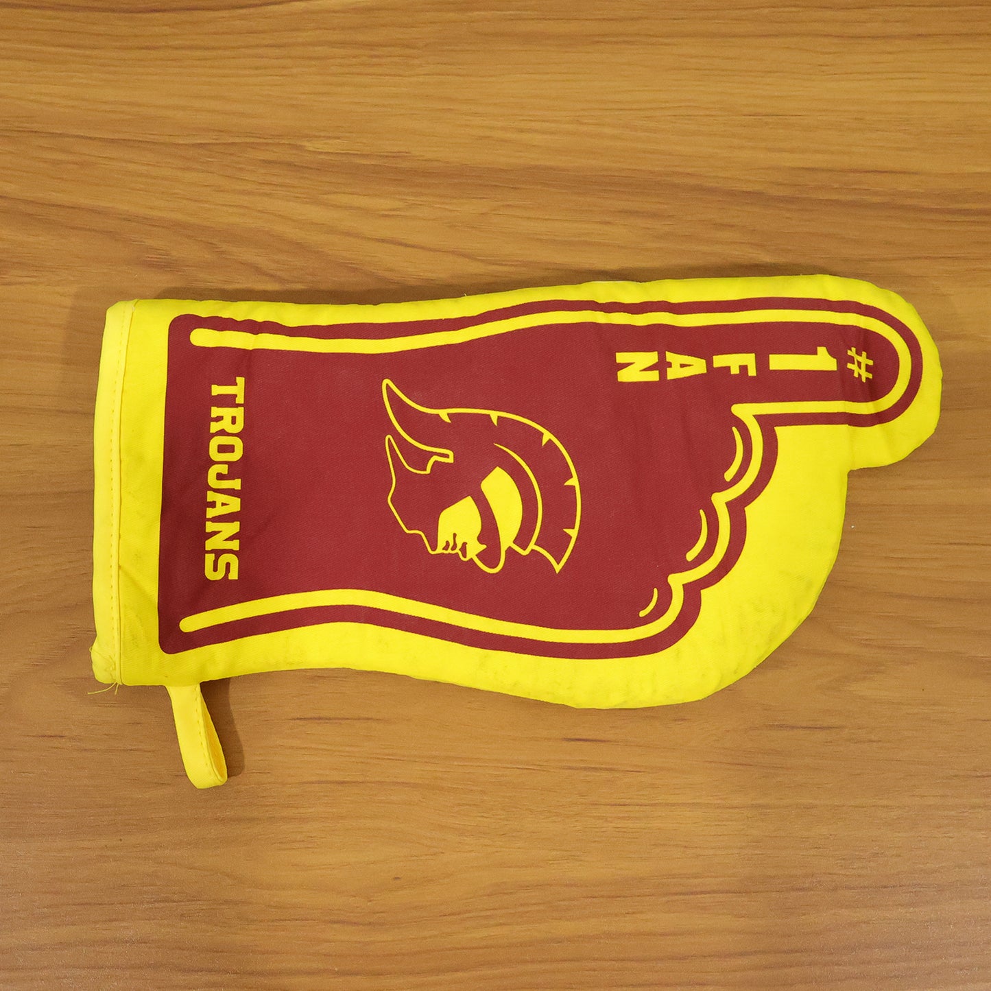 Wukusy heat resistant oven mitt glove for right hand, flexible kitchen protection against high temperatures, durable and heat-resistant fabric