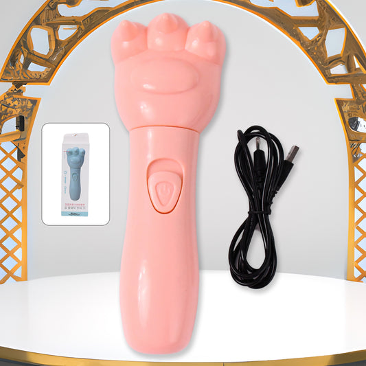 Wukusy bear-themed hand massager for itch relief, showcasing soft silicone exterior and ergonomic design for soothing comfort.