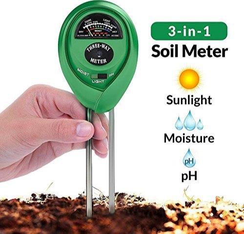 Wukusy 473 Soil Tester 3-in-1 plant moisture sensor in green, measuring soil moisture, pH, and light for garden plants.