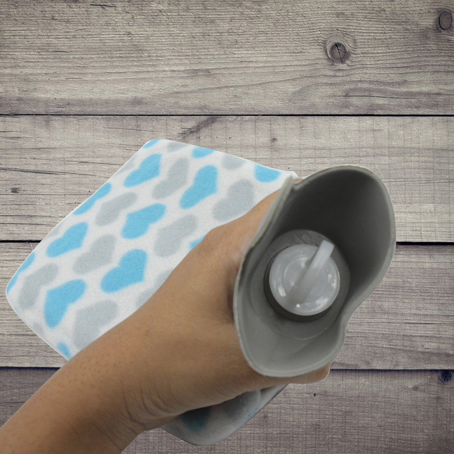 Wukusy hot water bag with cover for pain relief, neck, shoulder, hand, and foot warmer, leak-proof, for hot and cold therapy.