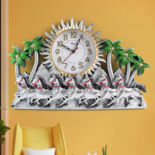 Wukusy premium plastic body wall clock for home decor, round clock with minimal design hanging on a wall.