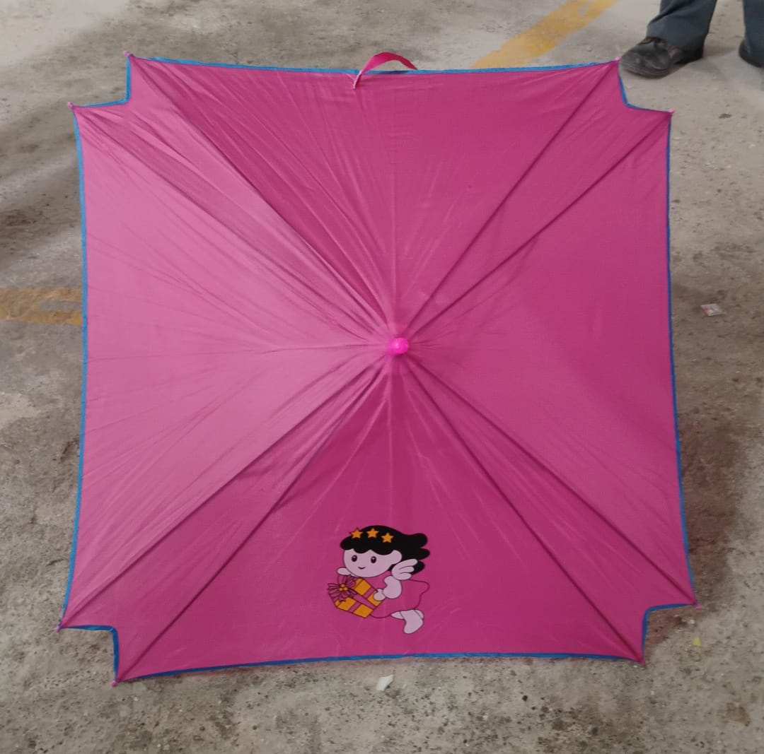 Wukusy classic hook handle umbrella, windproof and waterproof rain protection, open view showing sturdy design and waterproof fabric.