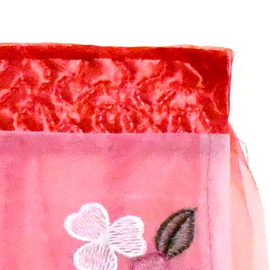 Wukusy 42-inch indoor TV dustproof cover made of cloth in mixed colors, protects screen from dust and scratches.