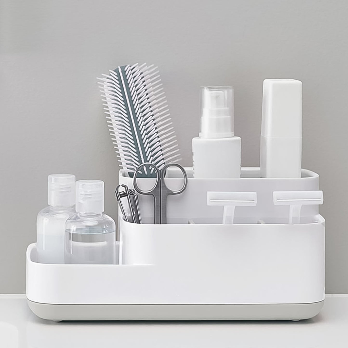 Wukusy plastic multipurpose bathroom desk organizer with 5 compartments for storage and organization.