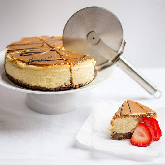 Wukusy stainless steel pizza cutter and pastry cutter for sandwiches, ideal for home kitchen use with sharp, durable blades.