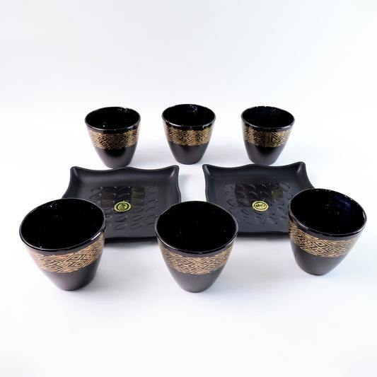 Wukusy 8-piece home and kitchen set with 2 bowls and 6 glass snake-shaped containers for storage and serving.