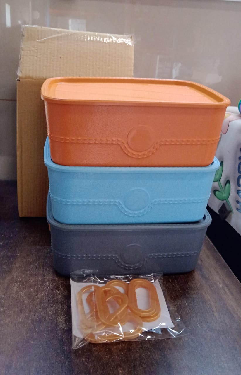 Wukusy 3-piece plastic storage basket set with handles for home organization, featuring lightweight, versatile bins in a neutral color.