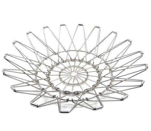 Wukusy stainless steel wire fruit basket, foldable design for vegetables and fruits, ideal for kitchen and dining use.