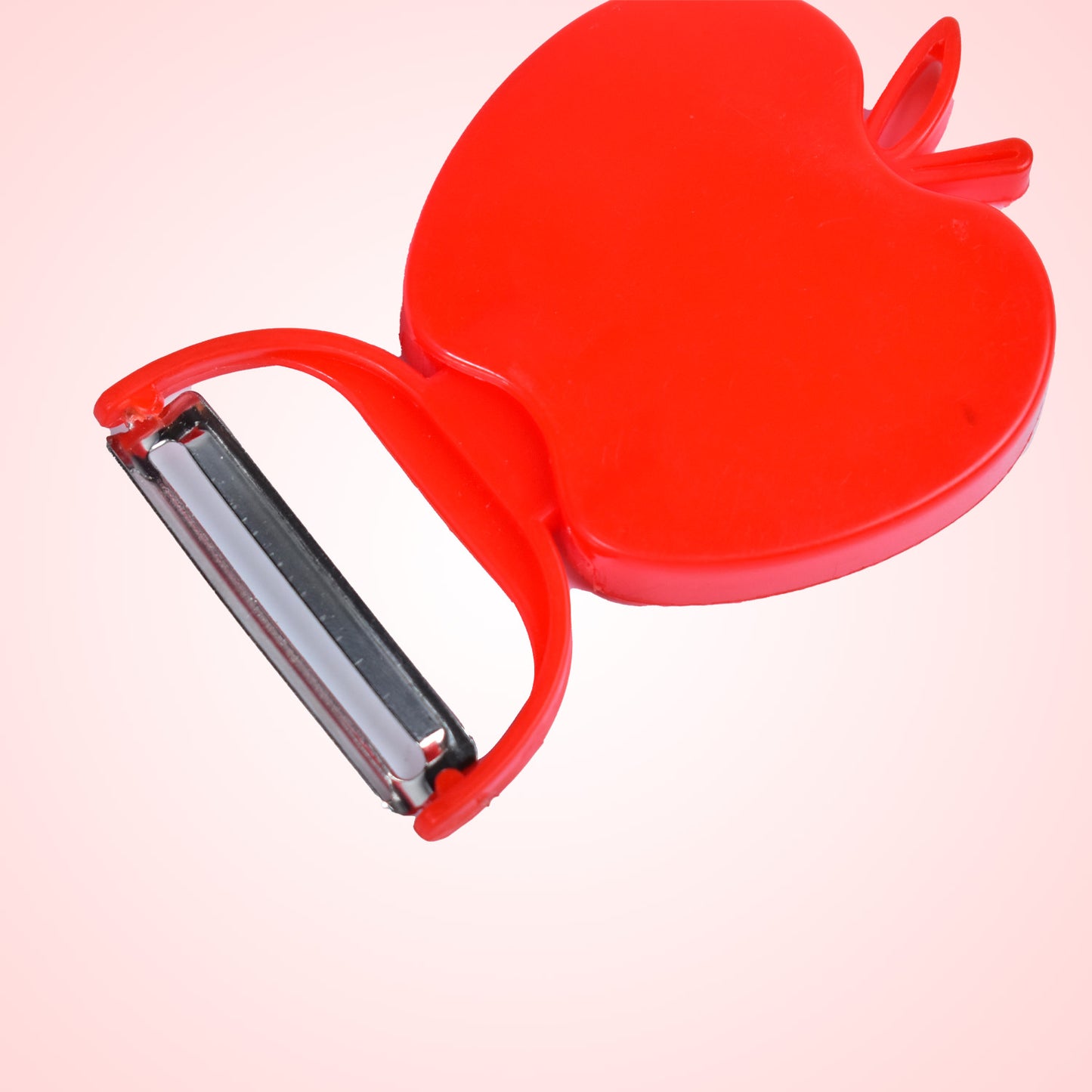 Apple-shaped folding vegetable peeler by Wukusy, ideal for peeling potatoes, fruits, and all vegetables in kitchen and home use.