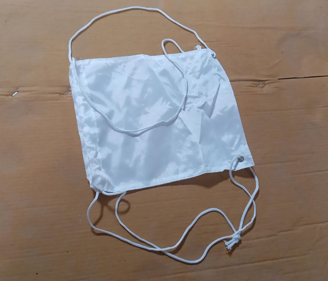 Wukusy heavy-duty small Dori bag, versatile gift bag for festivals, baby showers, and special functions, made of durable material.