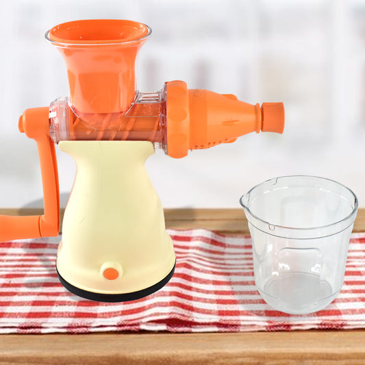 Wukusy Apex manual carrot and fruit juicer with glass, heavy-duty design for fresh juice extraction in home kitchen.